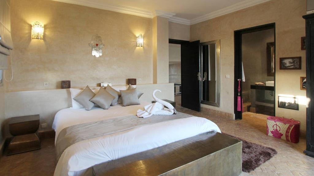 Palais Ambrine Villa Маракеш Екстериор снимка